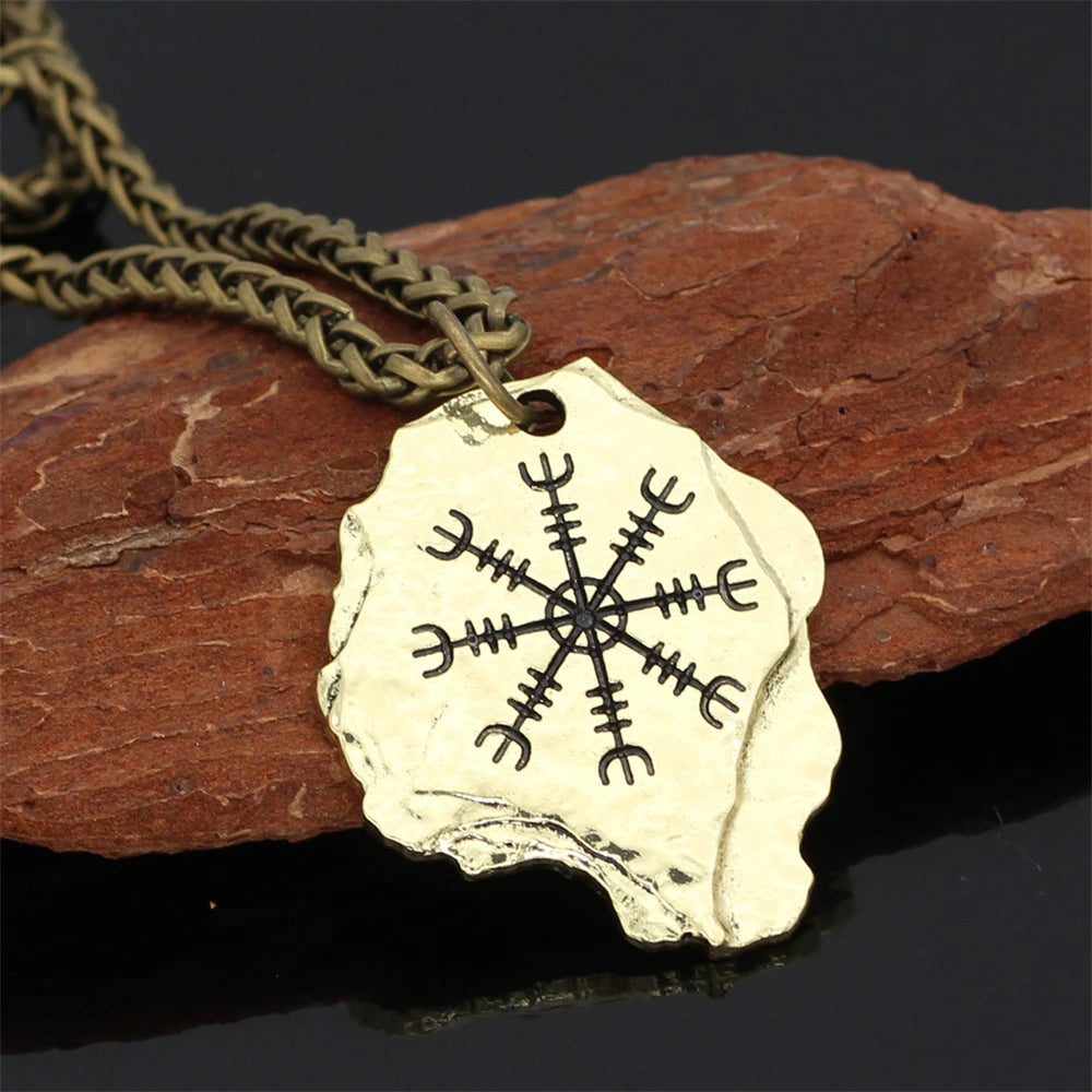 PENDRA Rune Compass Chain Necklace