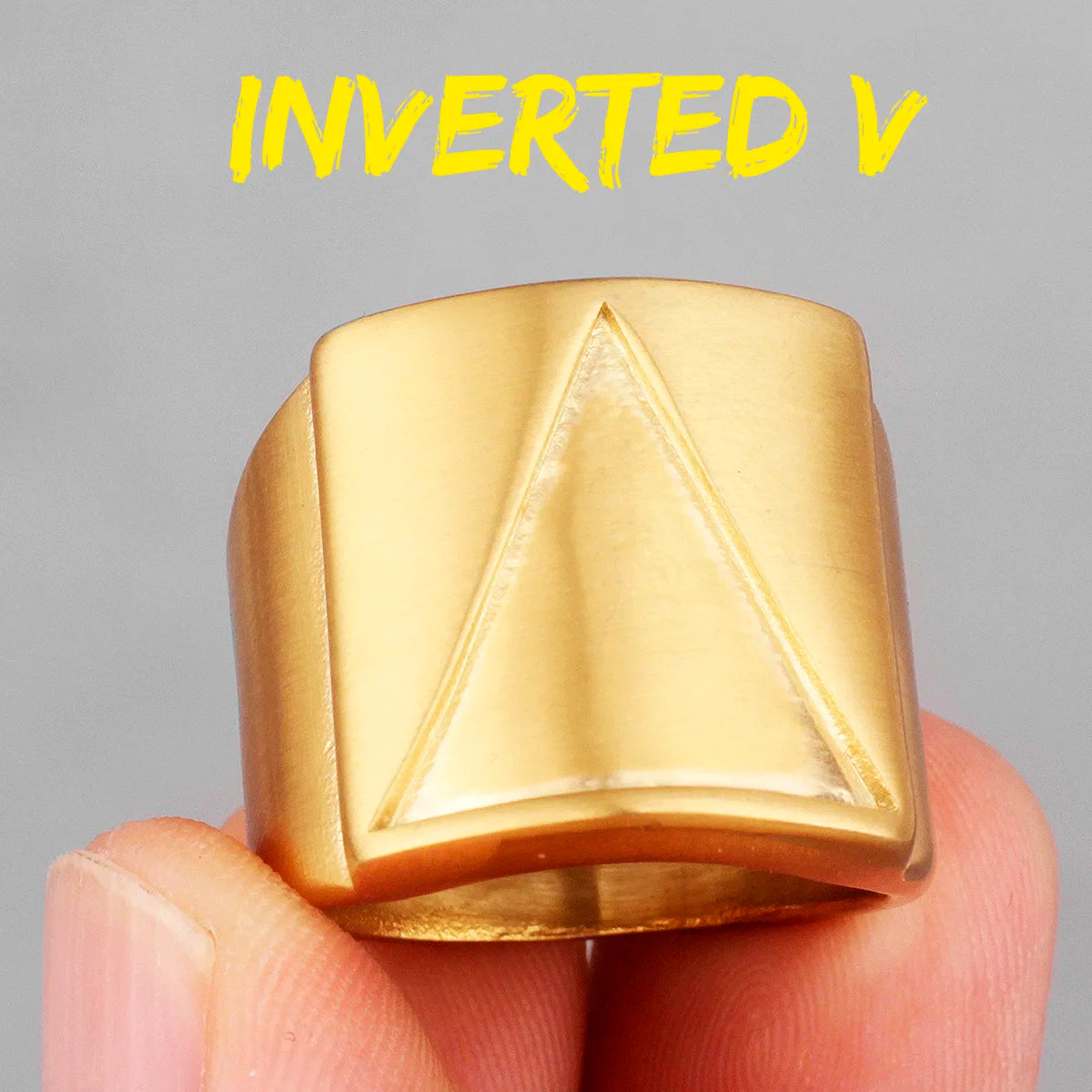 PENDRA Triangle Golden Boyfriend Steel Ring