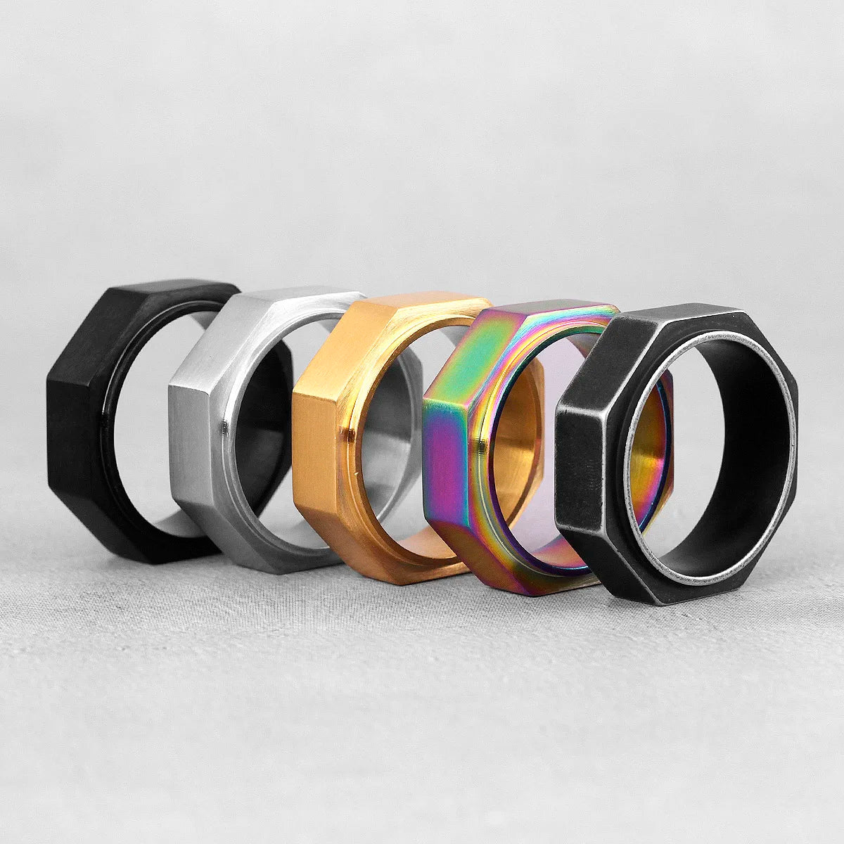 PENDRA Vintag Engine Screw Steel Ring
