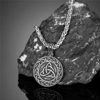 PENDRA Celtic Knot Rune Vegvisir Necklace