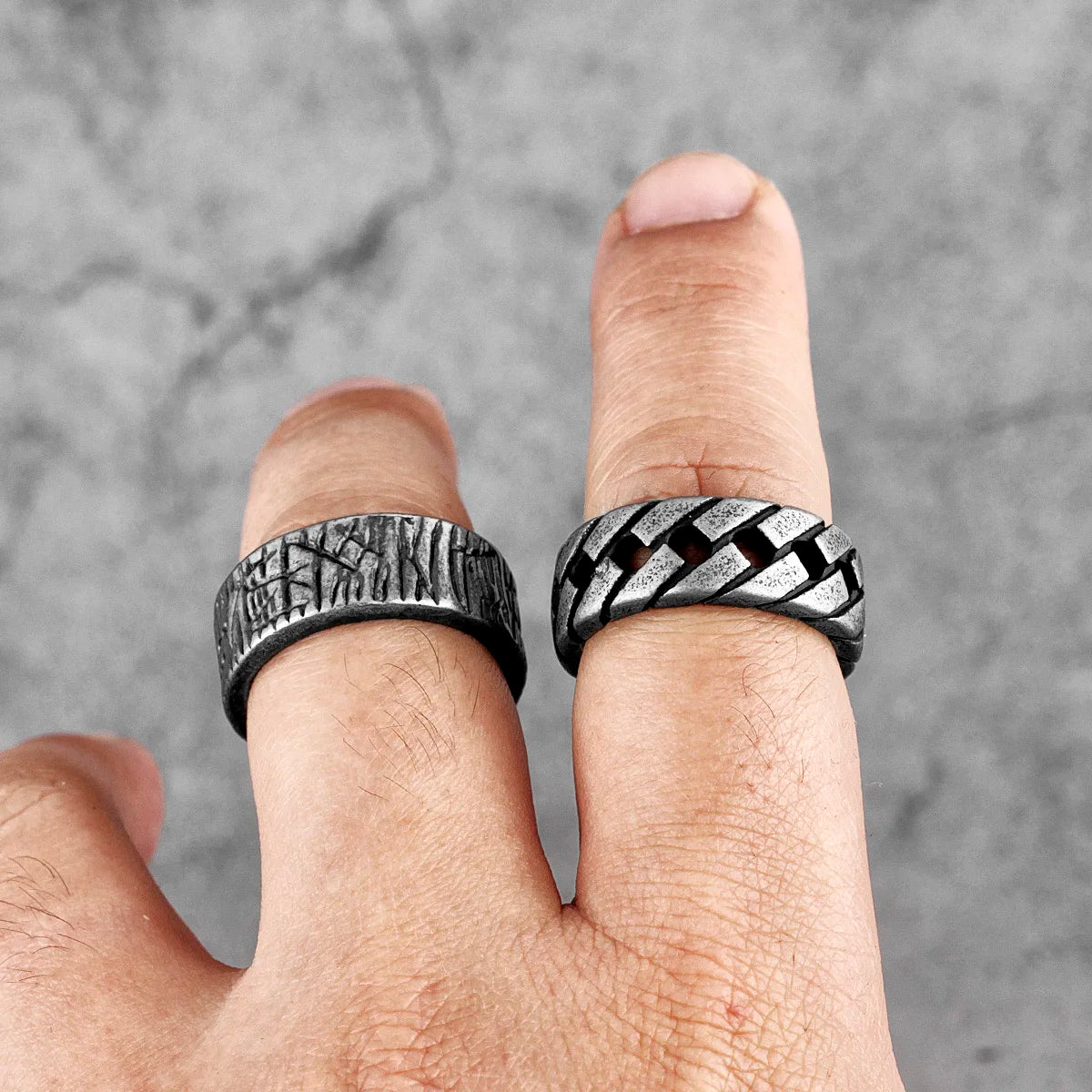 Simple Vintage Black Stainless Steel Mens Womens Rings Charm Trendy For Couple Girl Boyfriend Jewelry Creativity Gift Wholesale