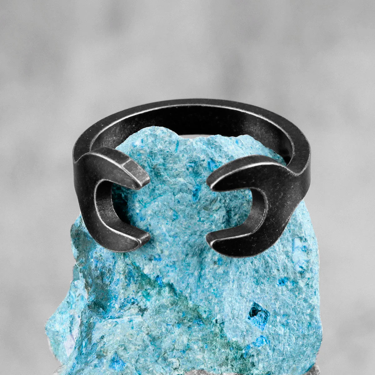 PENDRA Old Black Wrench Ring