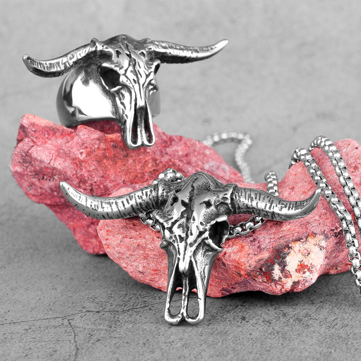 PENDRA Bison Skull Animal Steel Necklace