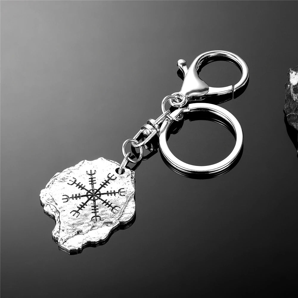 PENDRA Rune Compass Chain Necklace