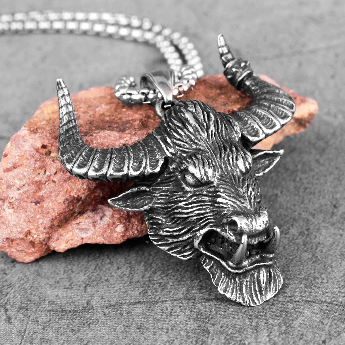 PENDRA Domineering Bull Demon Steel Necklace