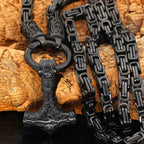 PENDRA Wolf Norse Steel Necklace