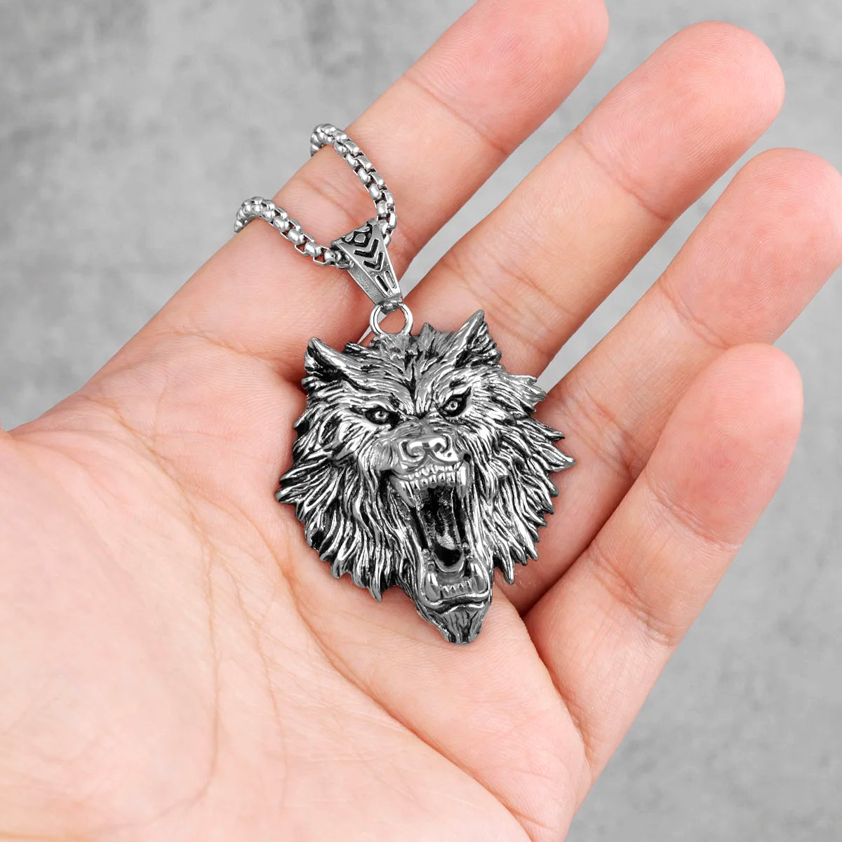 PENDRA Domineering Wolf Animal Steel Necklace