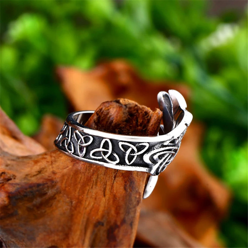 PENDRA Bear Claw Opening Ring