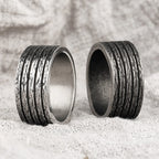 PENDRA Black Round Stripe Ring