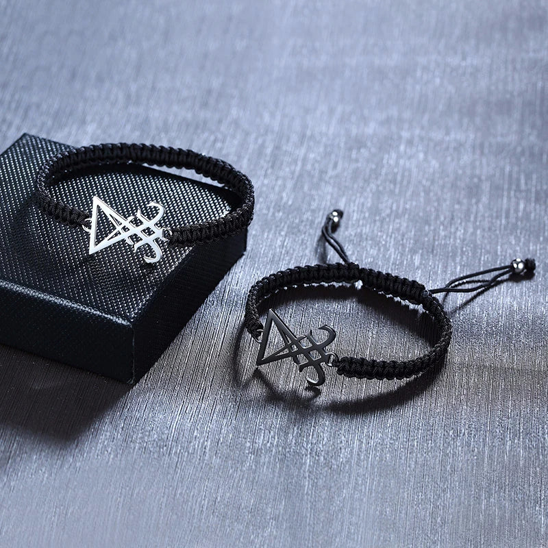 PENDRA Draessa Cross Charm Bracelet