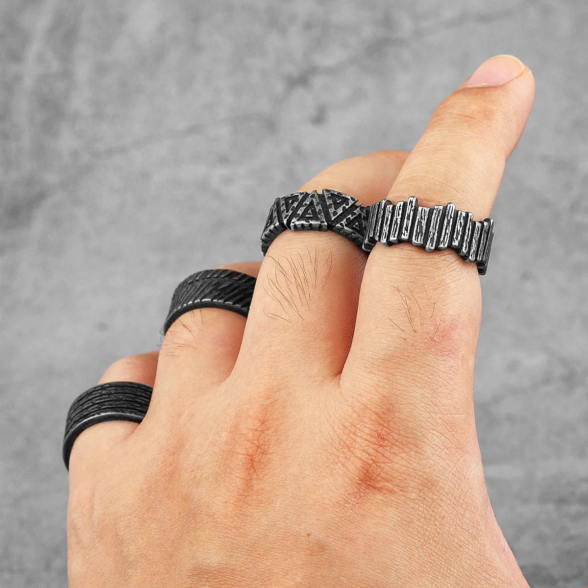 PENDRA Fence Boyfriend Biker Steel Ring
