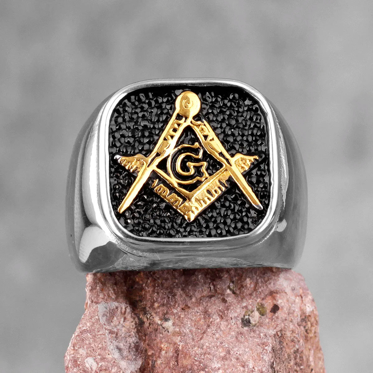 PENDRA Freemason Symbol Charm Ring