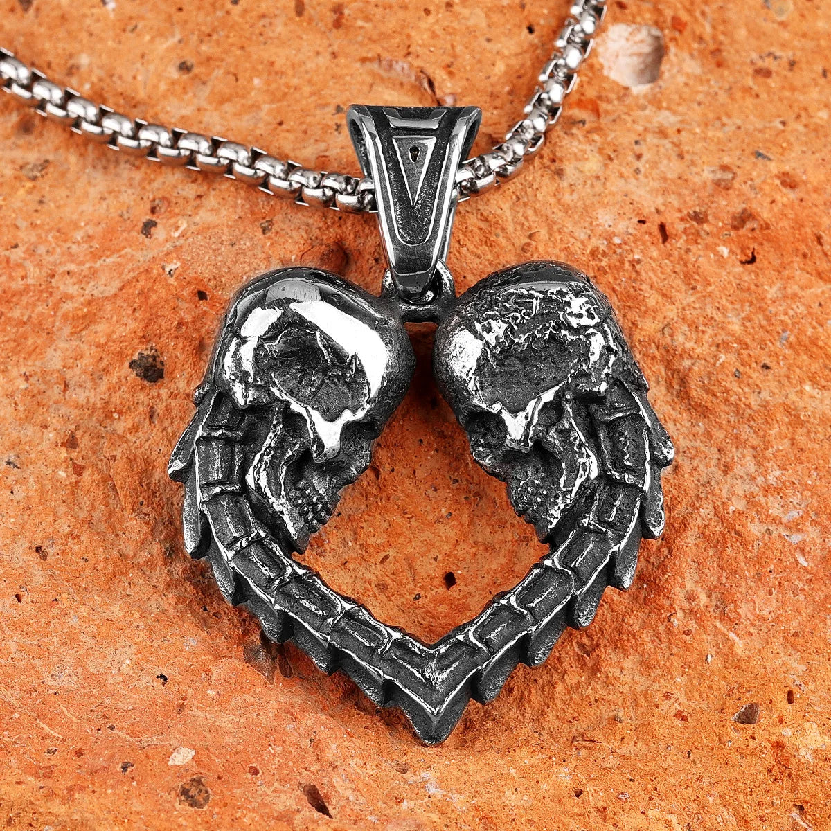Loyal Love Skull Stainless Steel Men Necklaces Pendants Chain Punk Gothic for Boyfriend Male Jewelry Creativity Gift Wholesale