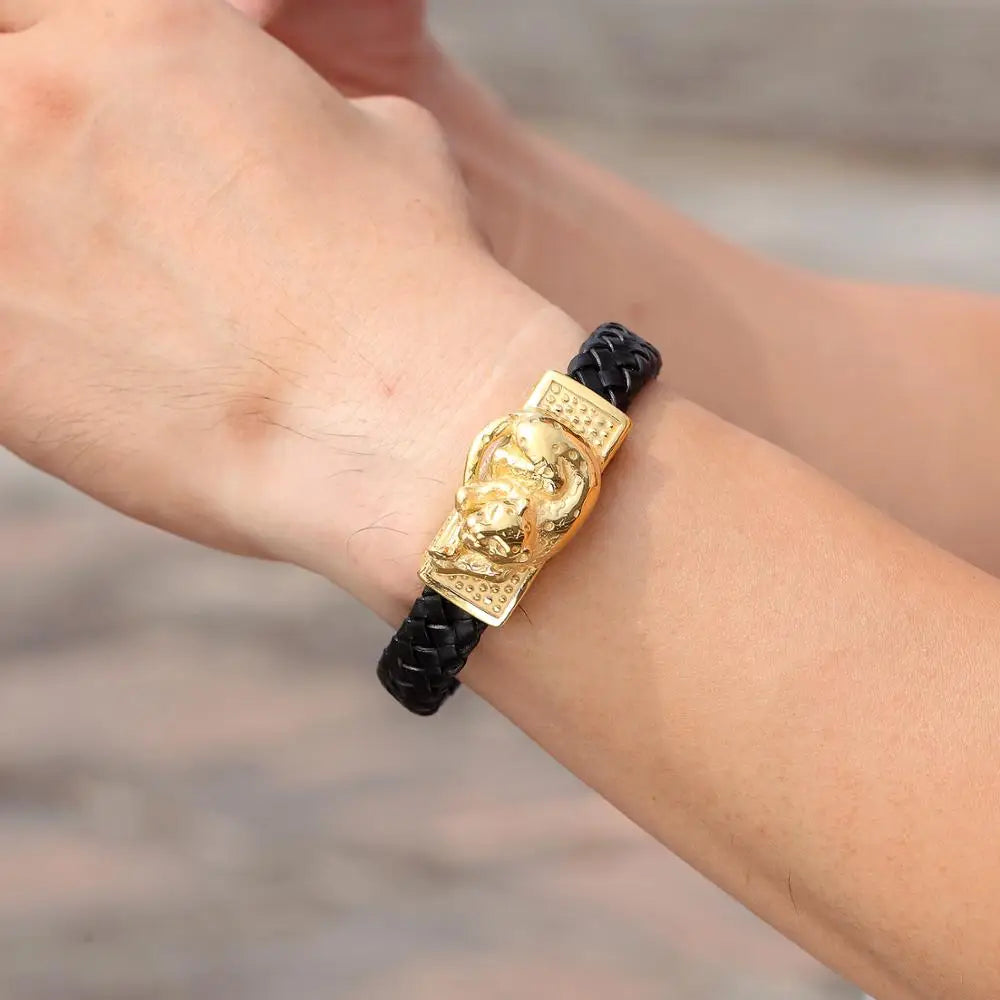 PENDRA Wolf Gold Steel Bracelet