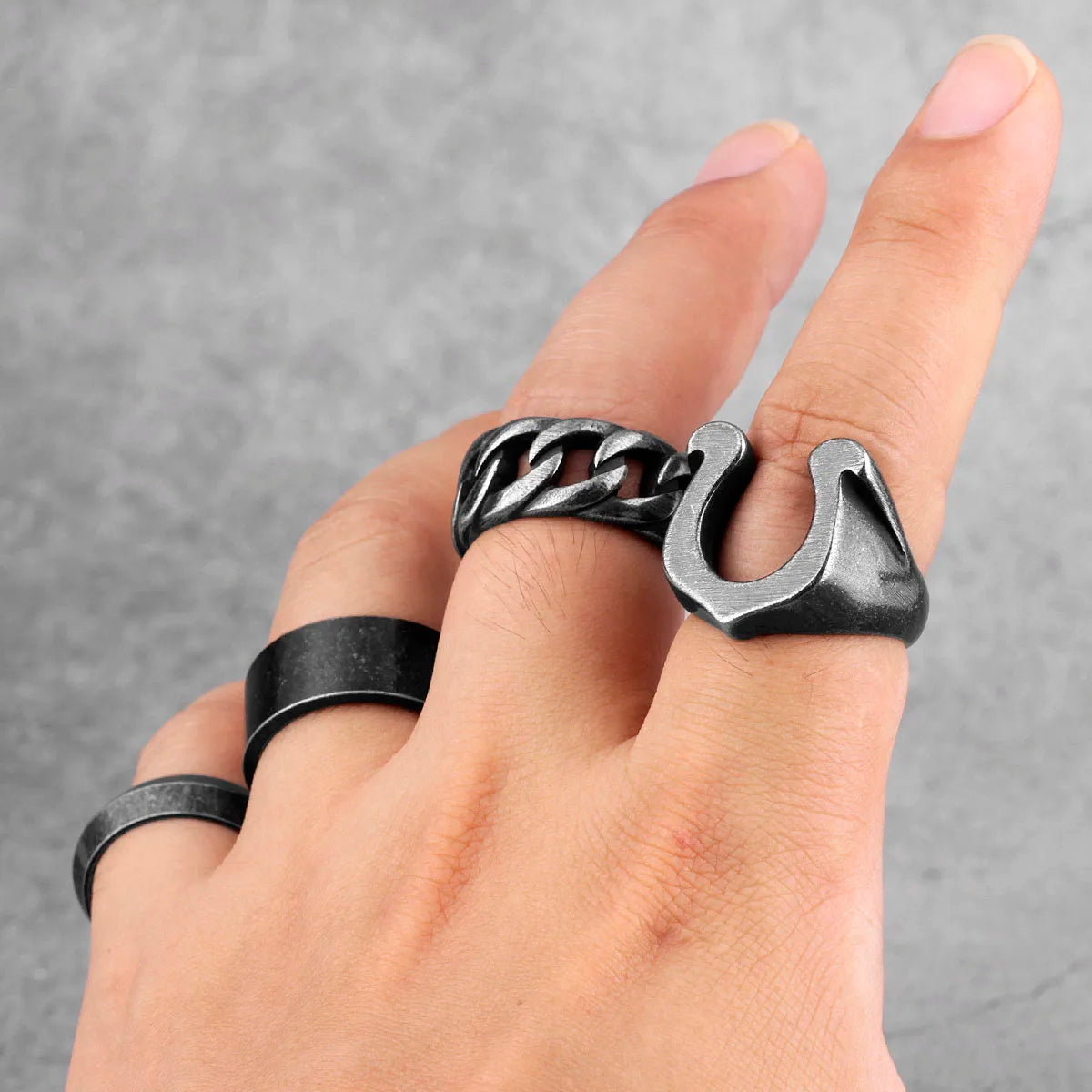 PENDRA Old Weave Cutout Steel Ring
