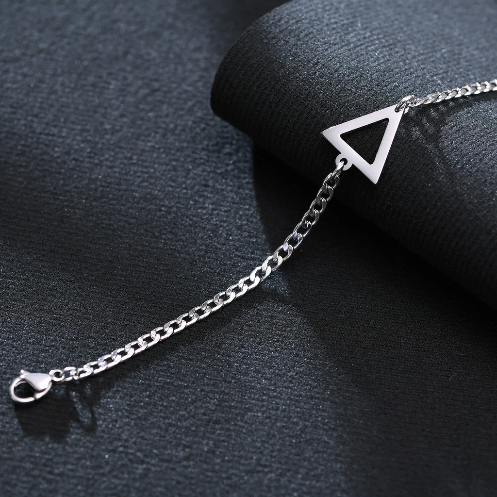 PENDRA Geometric Triangle Bracelet