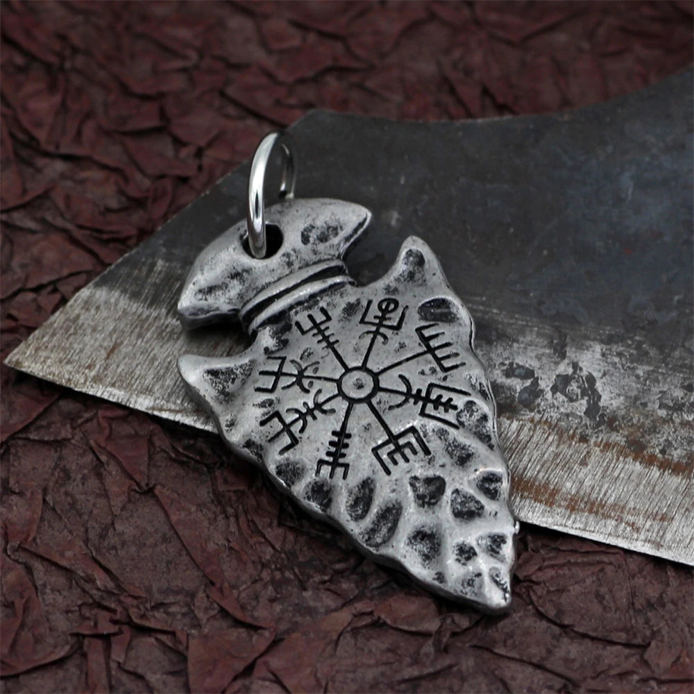 PENDRA Leather Compass Necklace