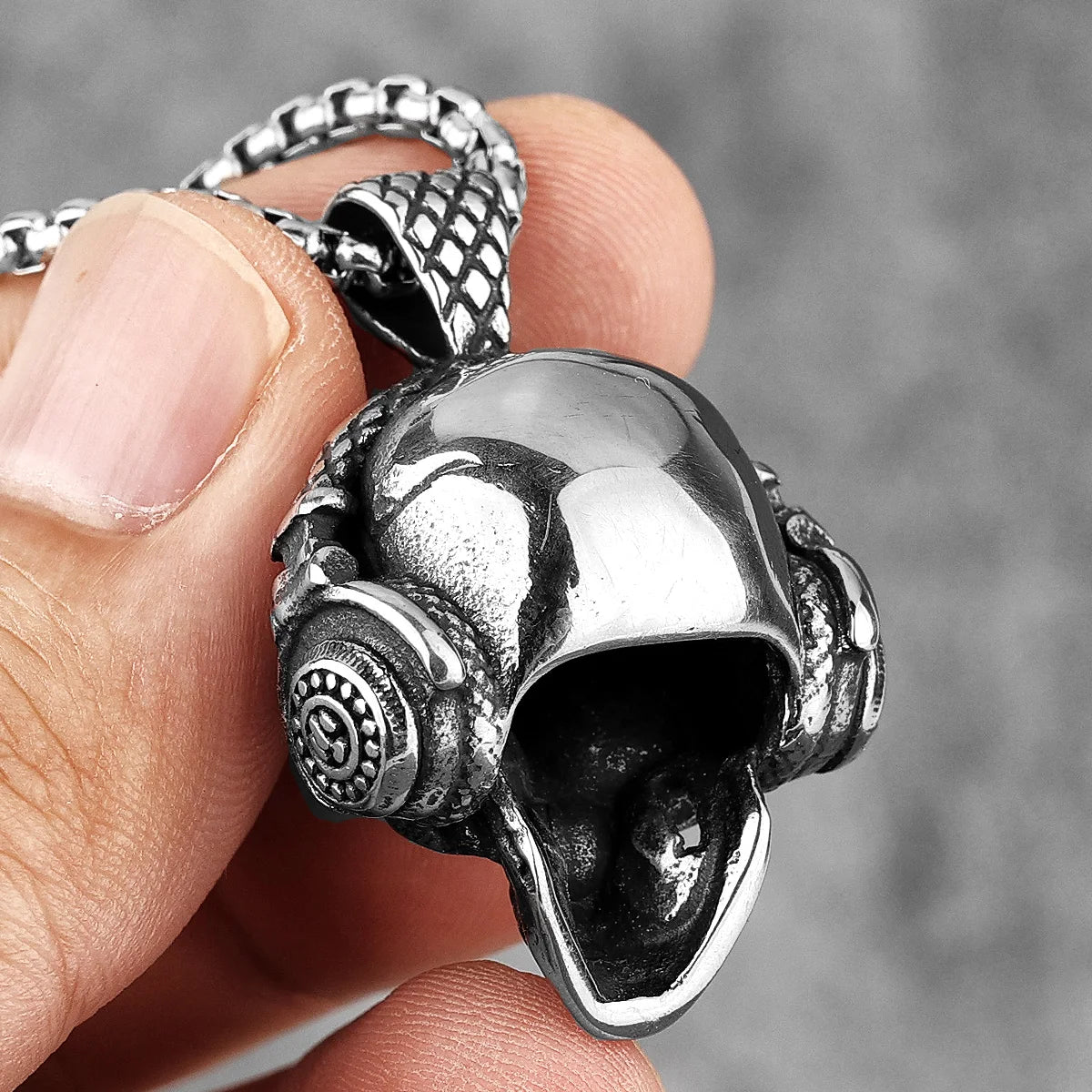 PENDRA Death Rock Headphone Steel Necklace