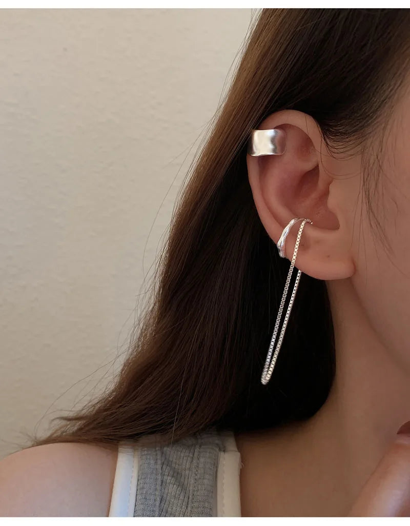 PENDRA Silver Tassel Ear Accessory
