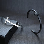 PENDRA Dramire Cross Charm Bracelet