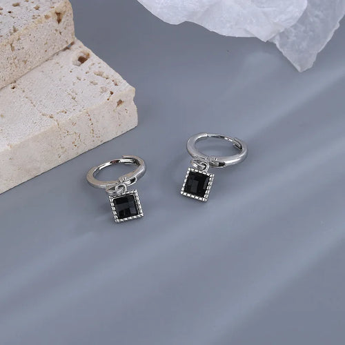PENDRA Black Agate Geometry Earrings