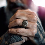 PENDRA Lunlith Signet Ring