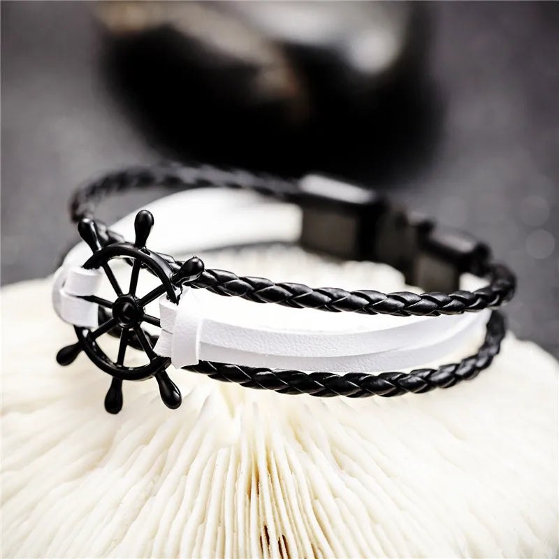 PENDRA Braided Black Bracelet