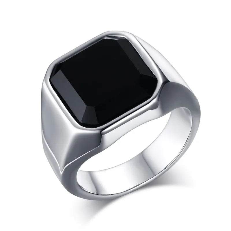 PENDRA Ravquin Signet Ring