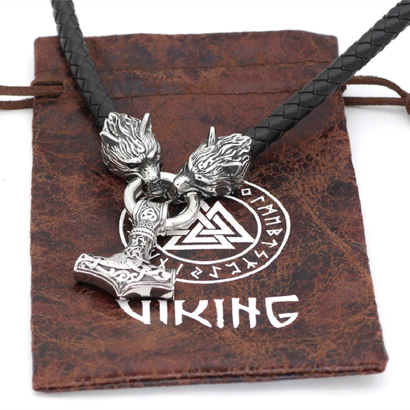 PENDRA Wolf Norse Viking Necklace