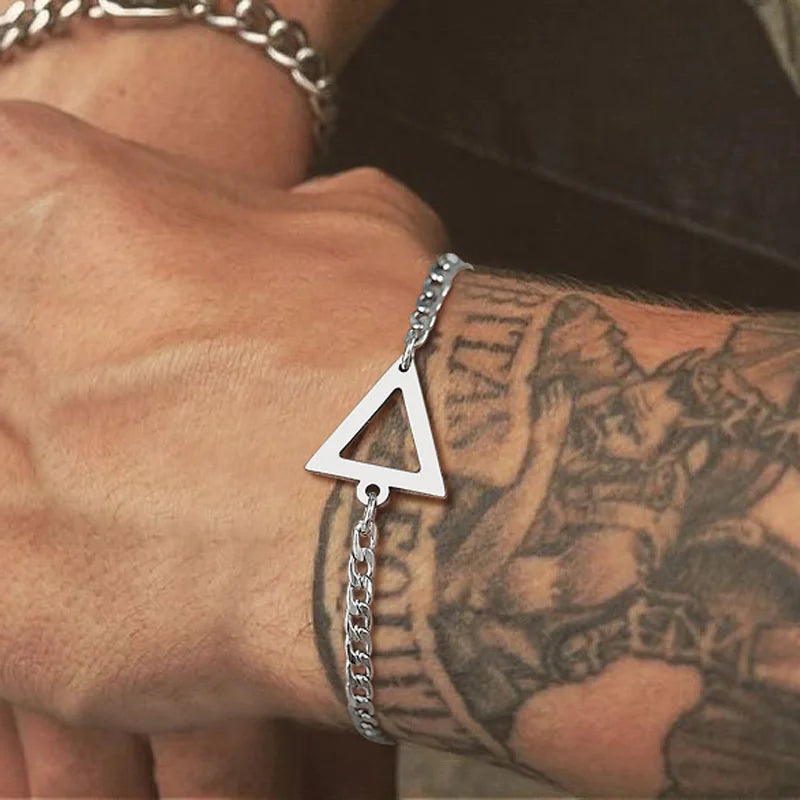 PENDRA Geometric Triangle Bracelet