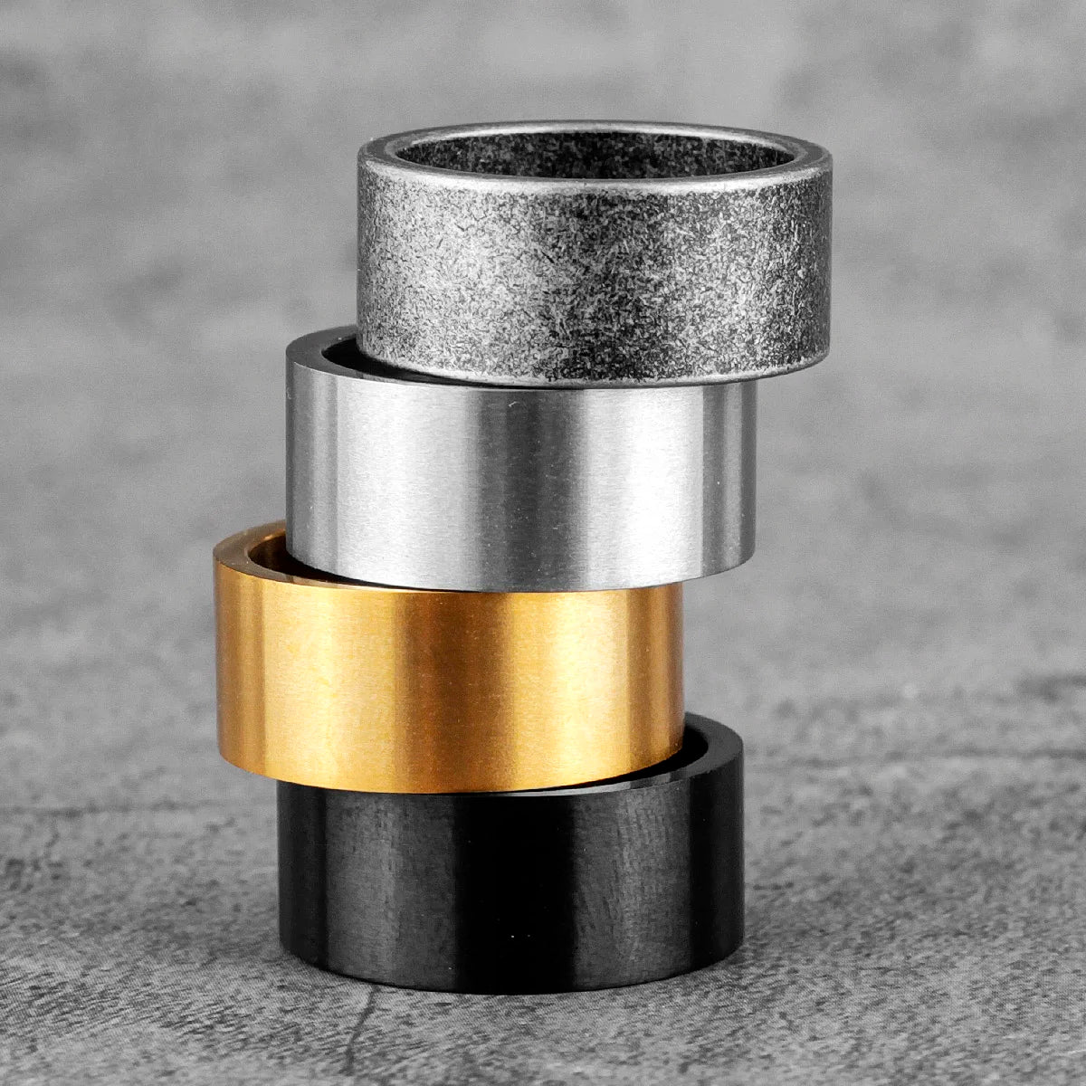 Simple Vintage Black Stainless Steel Mens Womens Rings Charm Trendy For Couple Girl Boyfriend Jewelry Creativity Gift Wholesale