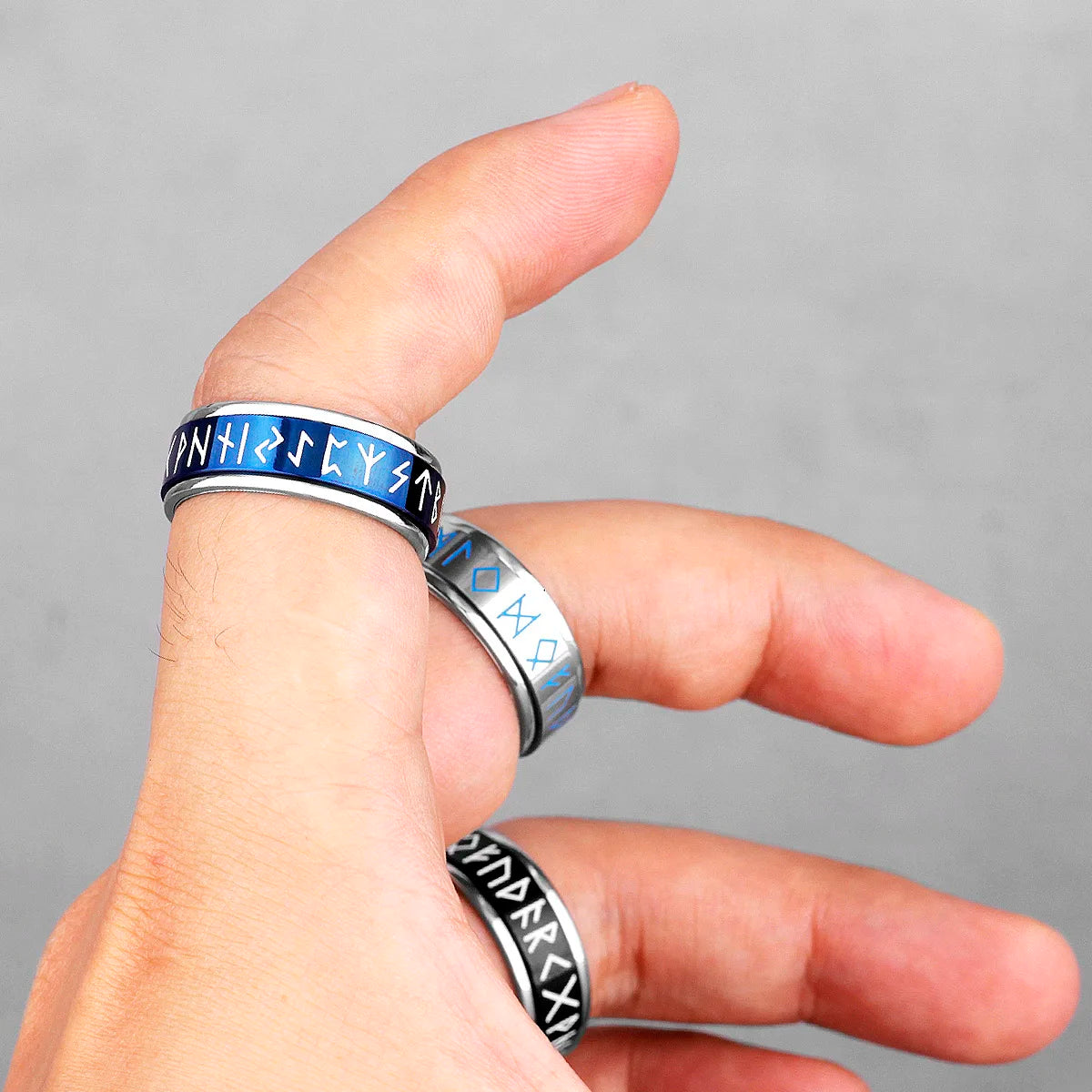 PENDRA Viking Rune Spin Ring