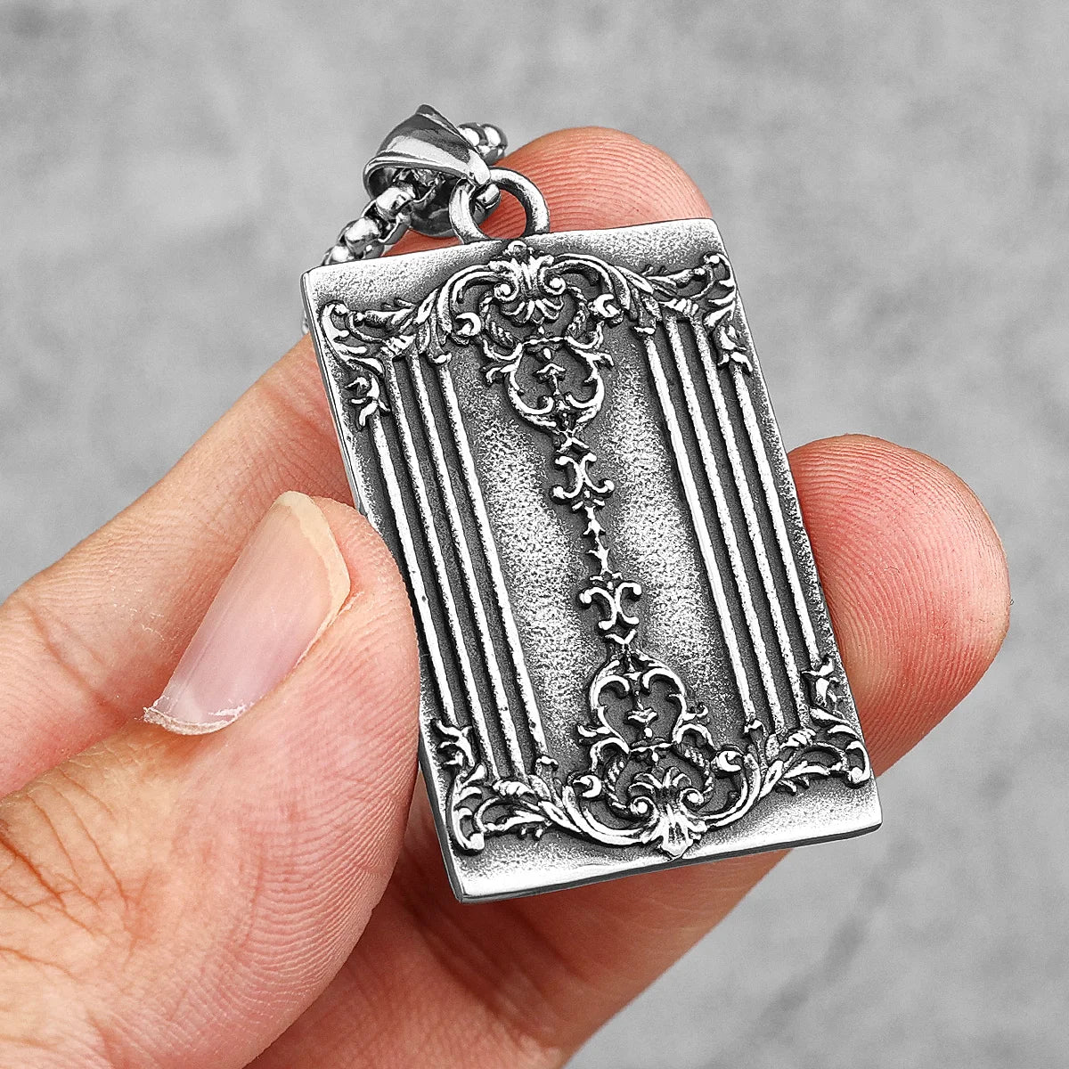 PENDRA Spade King Skull Steel Necklace
