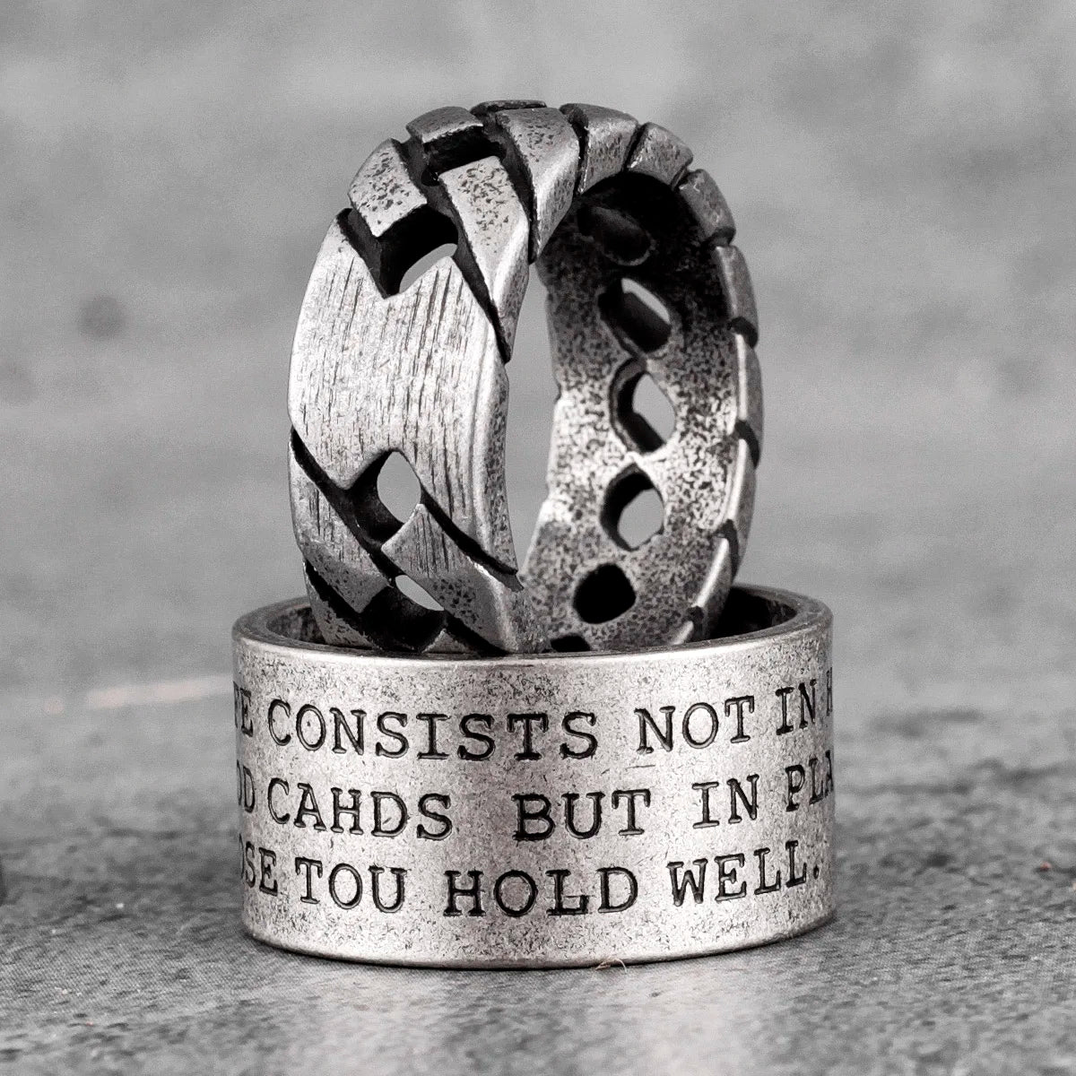 Simple Vintage Black Stainless Steel Mens Womens Rings Charm Trendy For Couple Girl Boyfriend Jewelry Creativity Gift Wholesale