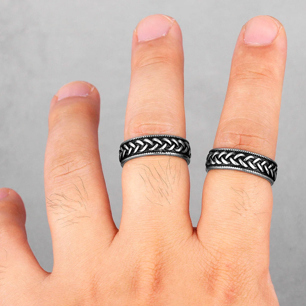 PENDRA Celtic Knot Weave Ring