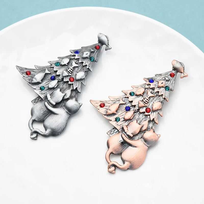 Wuli&baby Vintage Christmas Tree Brooch Couple Cats For Lover Women and Jewelry Gift Brooch Pins 2021 Fashion Accesory