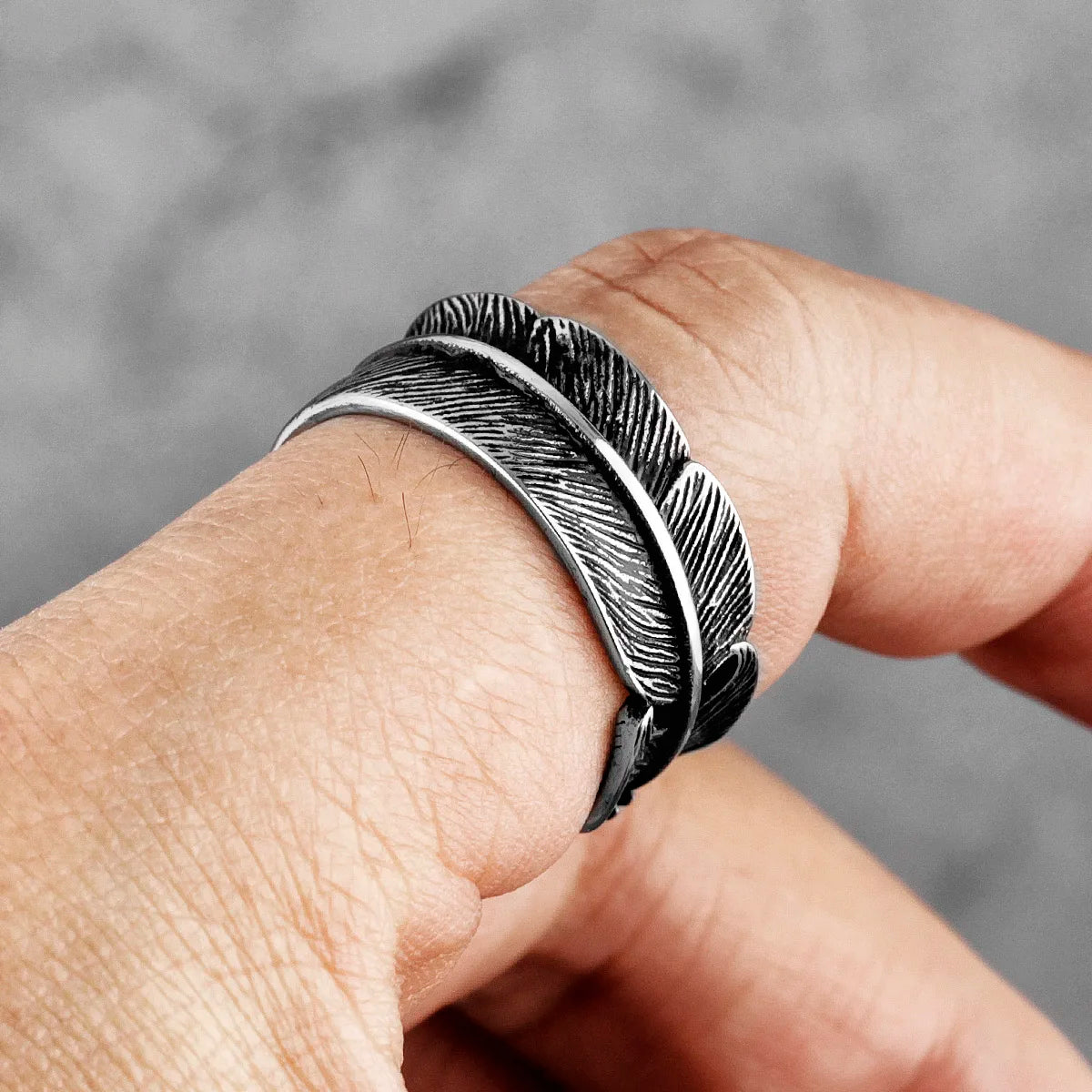 PENDRA Indian Eagle Feathers Steel Ring