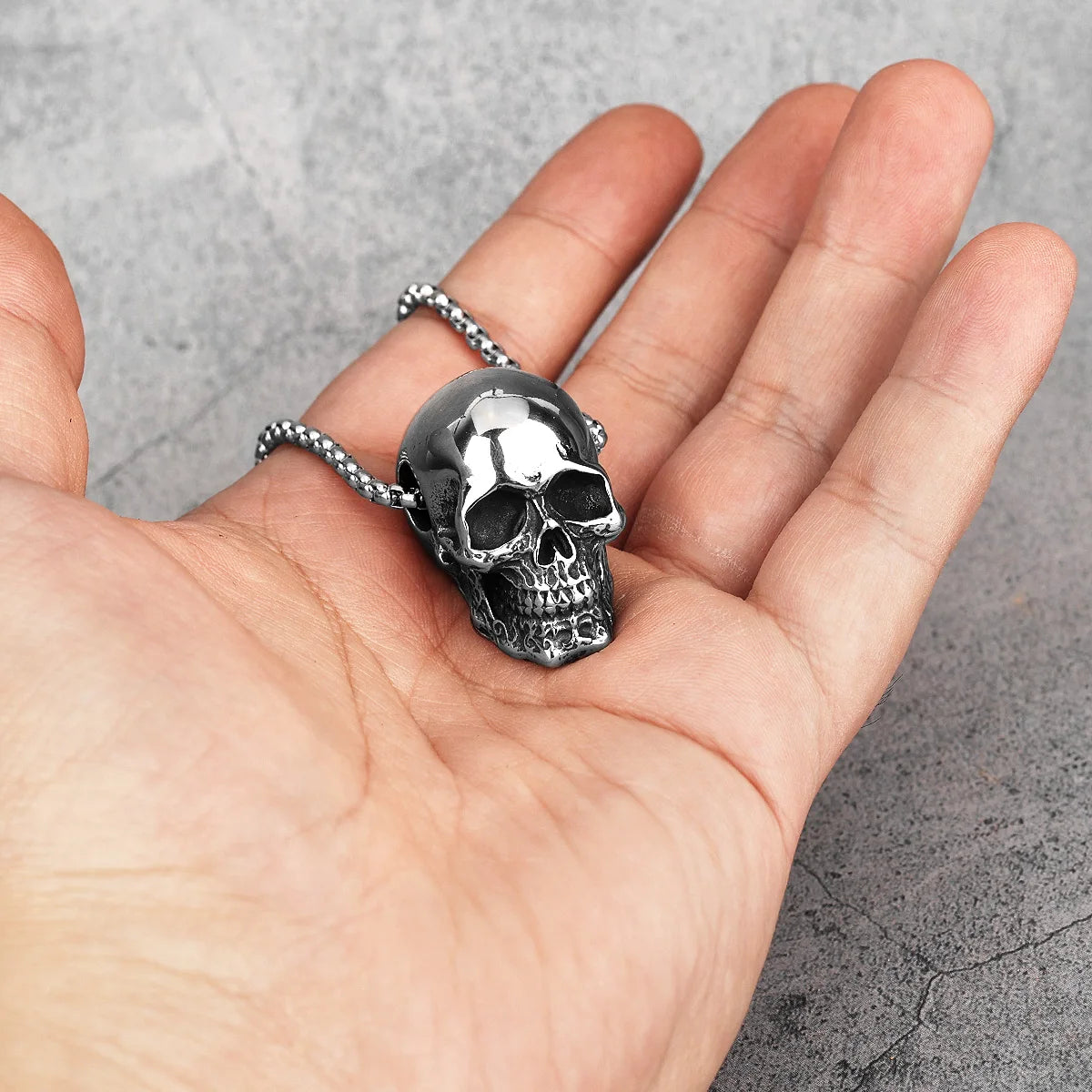 PENDRA Reality Skull Boyfriend Steel Necklace