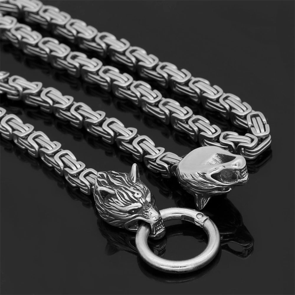 PENDRA Wolf Norse Necklace