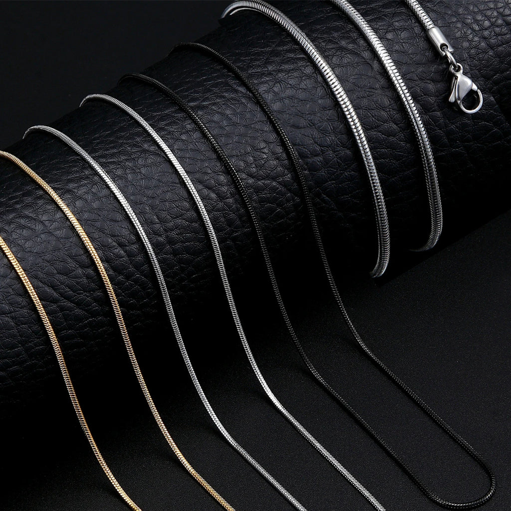 PENDRA Snake Black Necklace