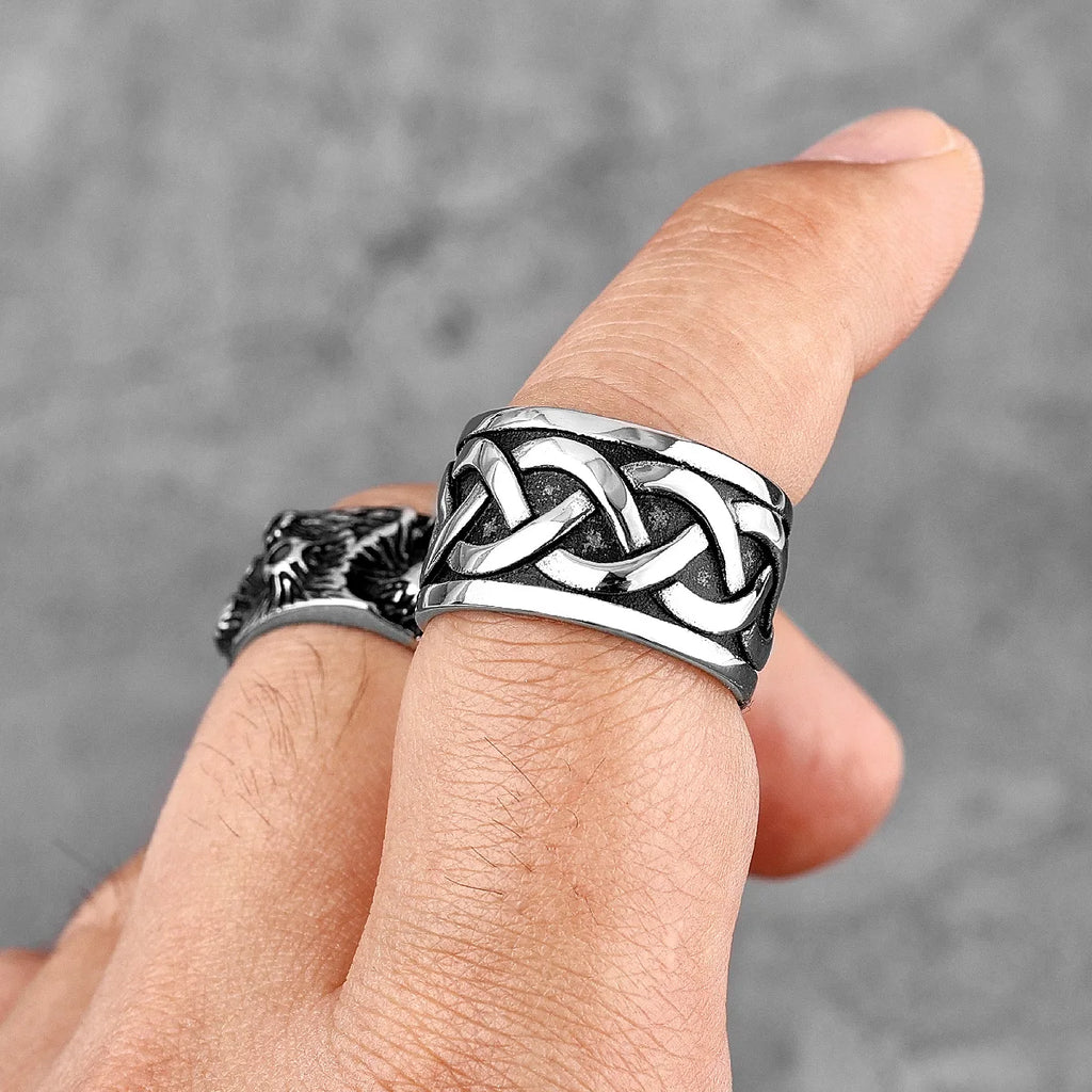 PENDRA Celtic Knot Interweave Ring