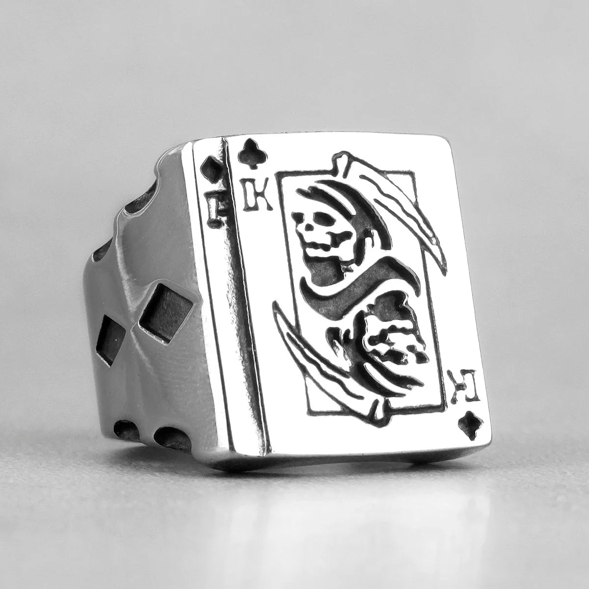 Grim Reaper Poker King Skull Stainless Steel Mens Rings Gothic Punk for Male Boyfriend Biker Jewelry Creativity Gift Wholesale