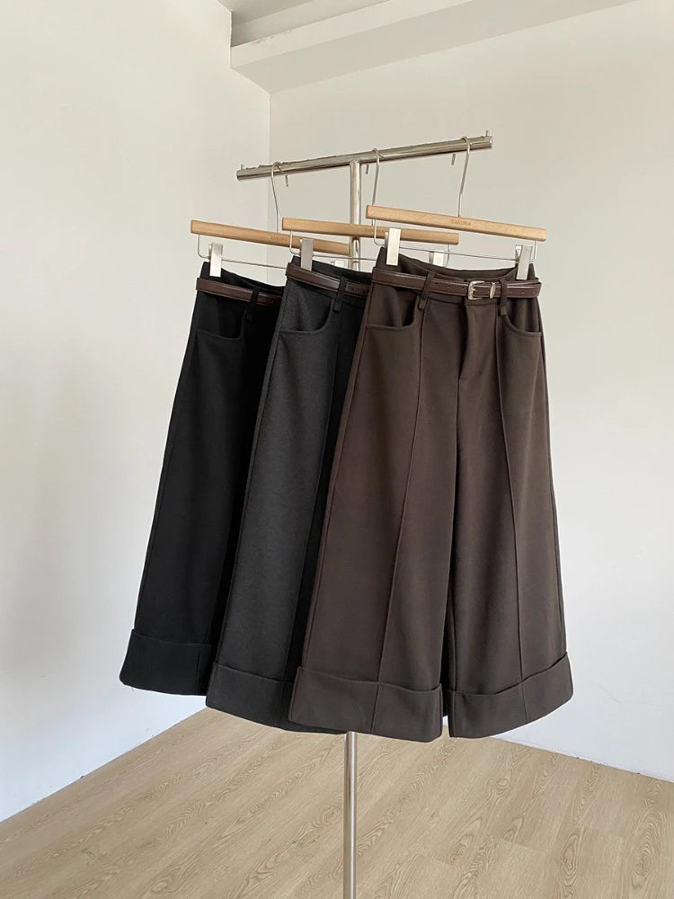 Retro design with rolled edge high waist casual pants 2025 autumn new slim fit and versatile wide leg pants for women