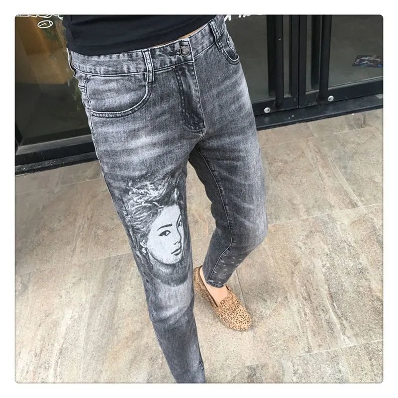 High Quality Stylish Low Rise Men's Designer Clothes New Blue Embroidered Jeans for Men Slim Kpop Style Students Cowboy Pants