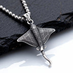 Men's Stainless Steel Devil Fish Necklace,Punk Vintage 3D Devil Fish Pendant Necklace,Shark Enthusiast Gift