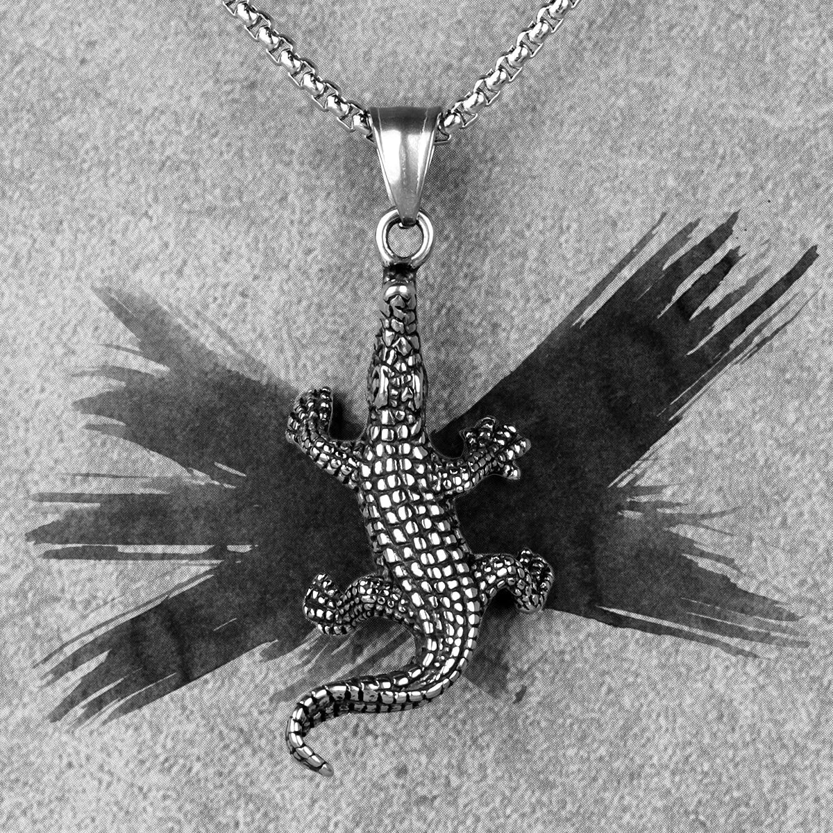 PENDRA Crocodile Animal Steel Necklace