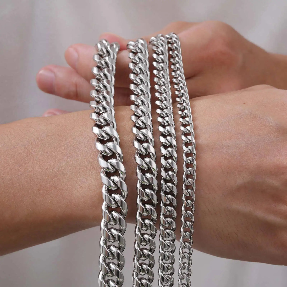 PENDRA Cuban Curb Bracelet