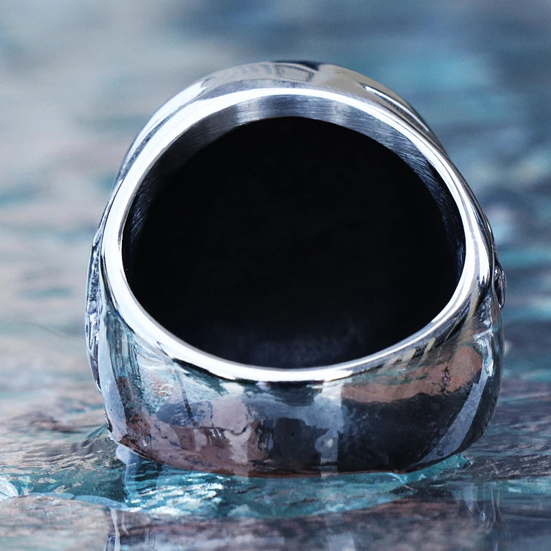 PENDRA Wolfrune Retro Viking Wolf Ring