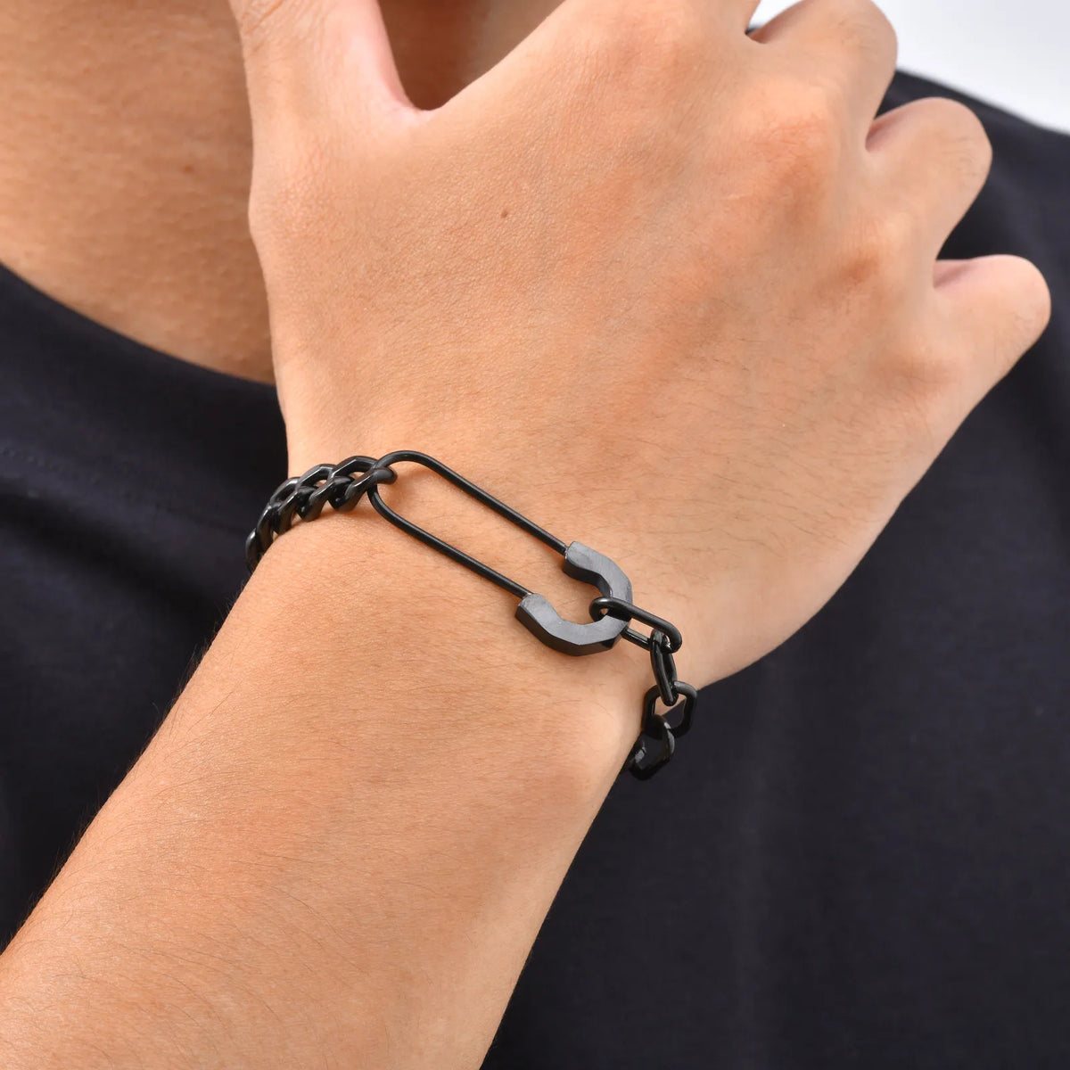 PENDRA Cuban Rectangle Bracelet