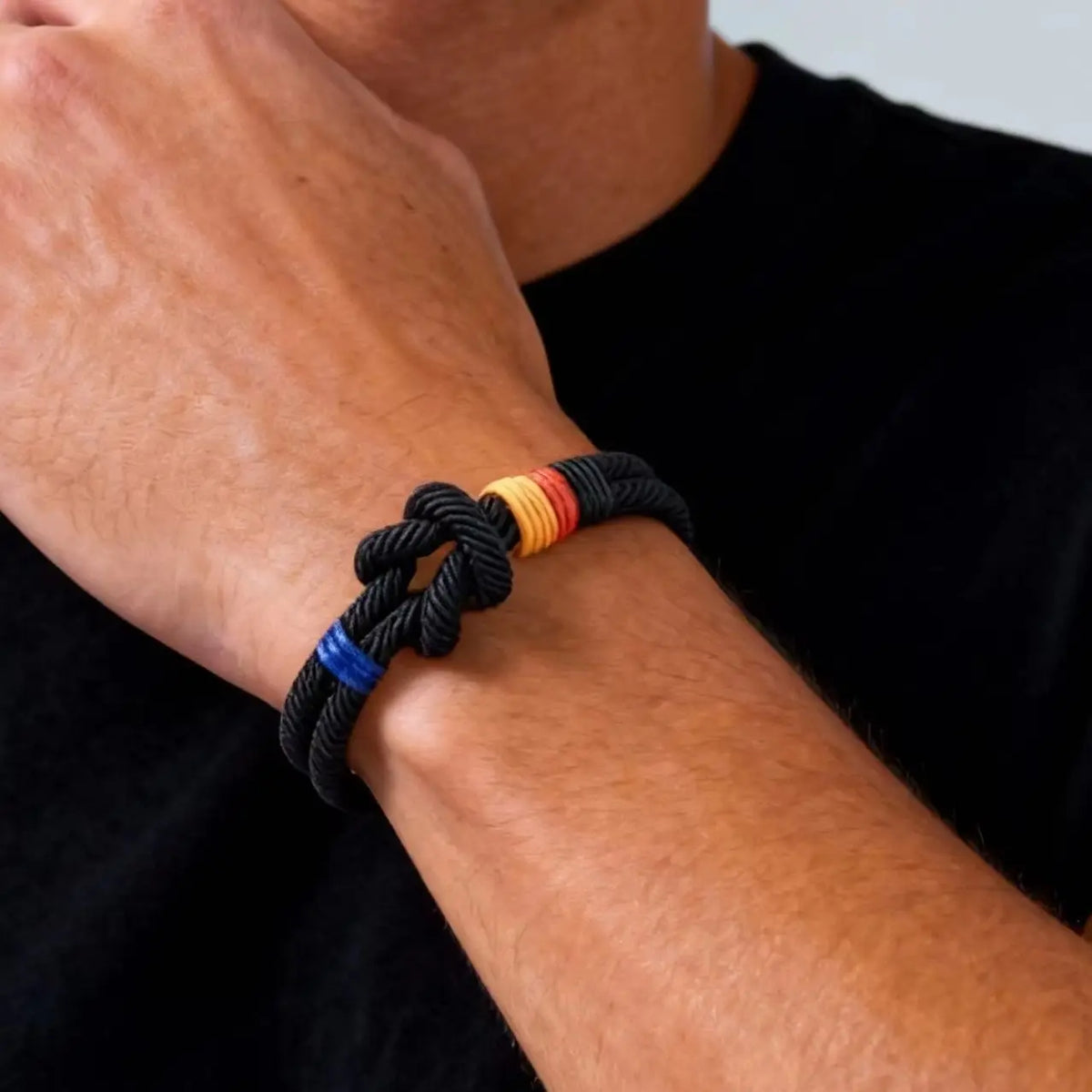 PENDRA Ivodric Infinity Knot Bracelet